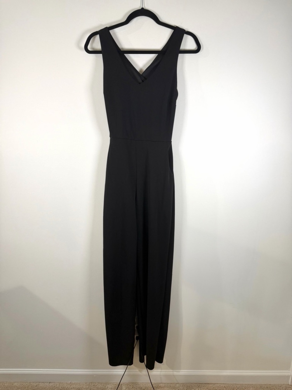 Sleeveless Black V-Neck Jumpsuit